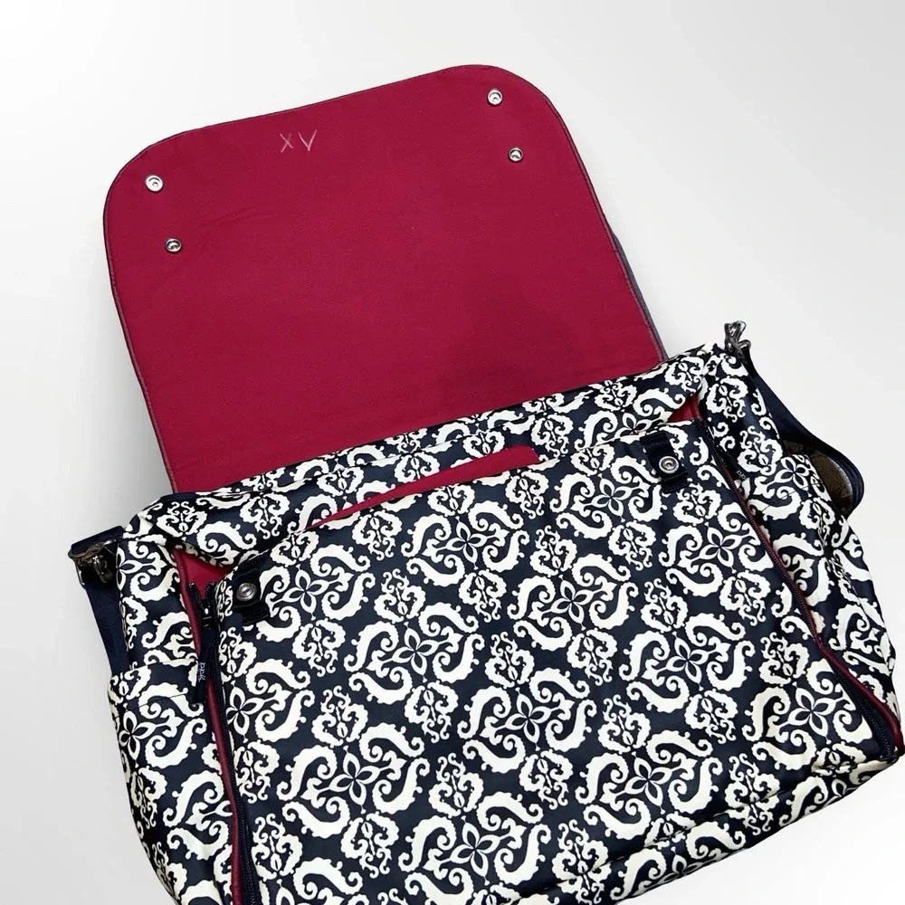 Petunia Pickle Bottom Diaper Bag Messenger Bag Black White Red Baby Travel Tote